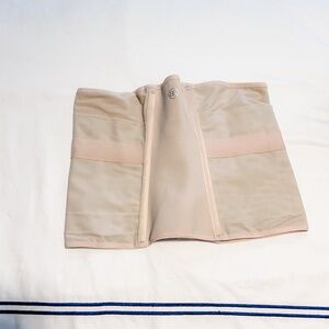 Barely Used Large Belly Bandit Postpartum Luxe Wrap in Nude